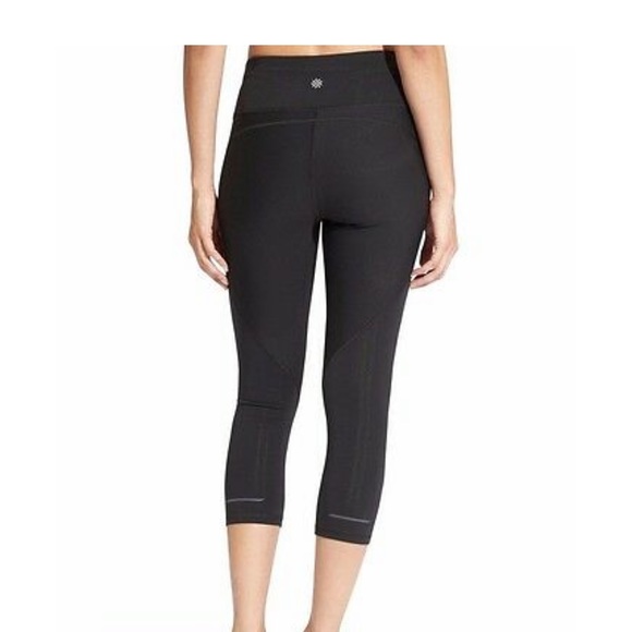 Athleta Stealth Capre,Black Size S - Picture 2 of 9